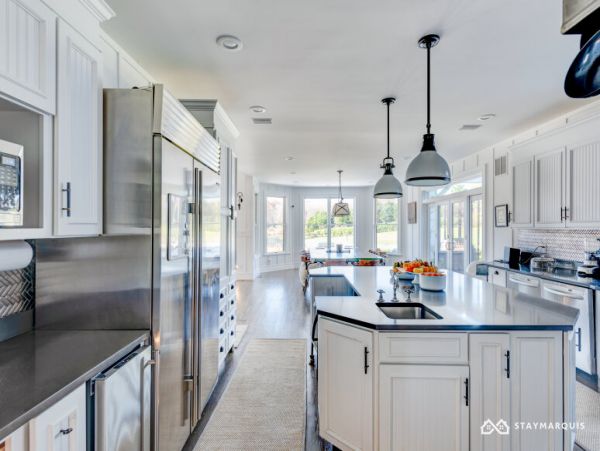 Hamptons Home 1020548