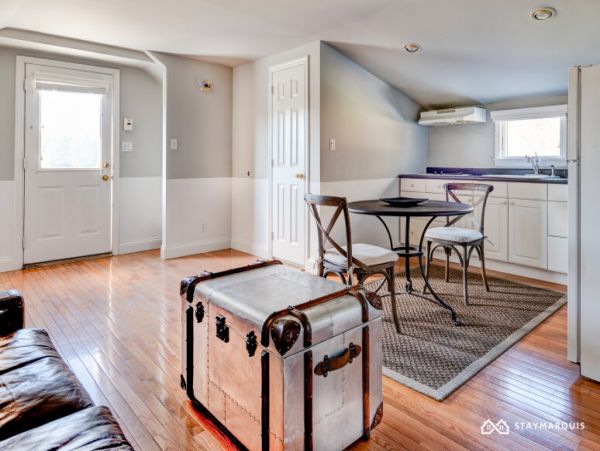 Hamptons Home 1020548