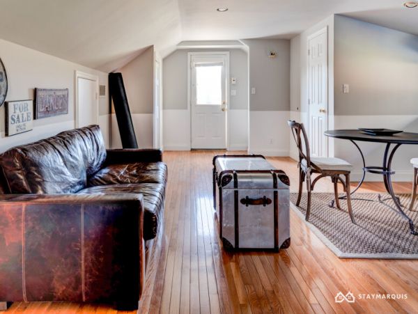 Hamptons Home 1020548