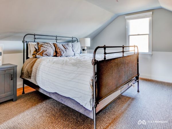 Hamptons Home 1020548