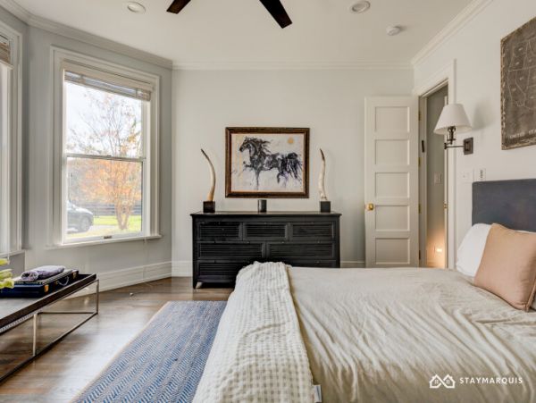 Hamptons Home 1020548