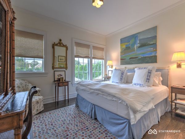 Hamptons Home 1020549