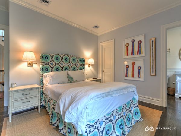 Hamptons Home 1020549