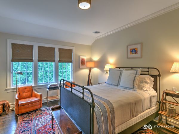 Hamptons Home 1020549