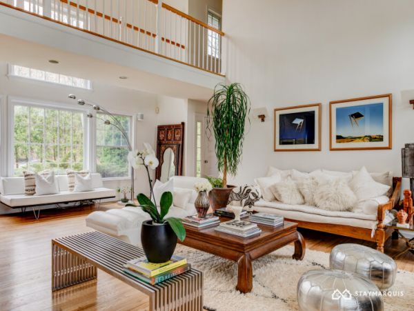 Hamptons Home 1020550