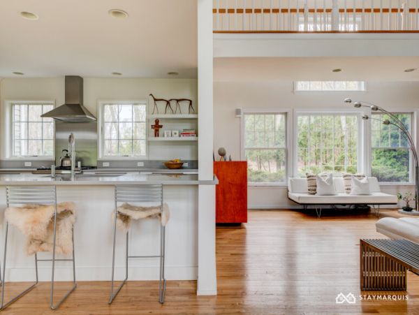 Hamptons Home 1020550