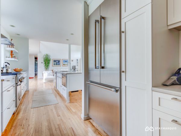 Hamptons Home 1020550