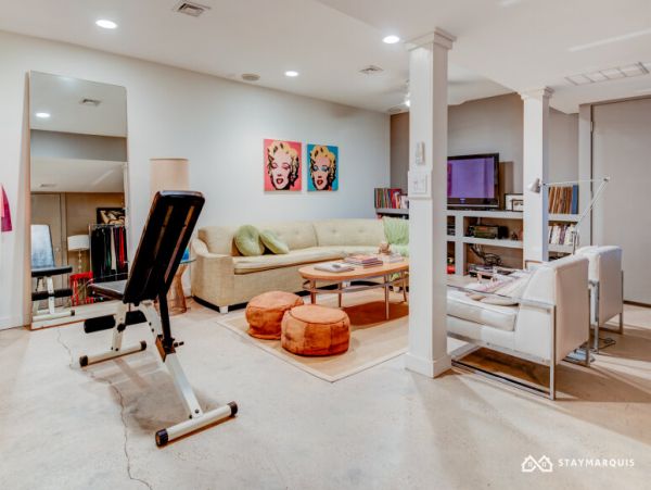 Hamptons Home 1020550