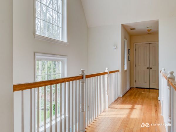 Hamptons Home 1020550
