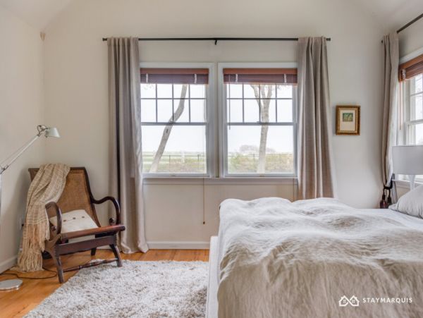 Hamptons Home 1020550