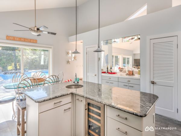 Hamptons Home 1020551