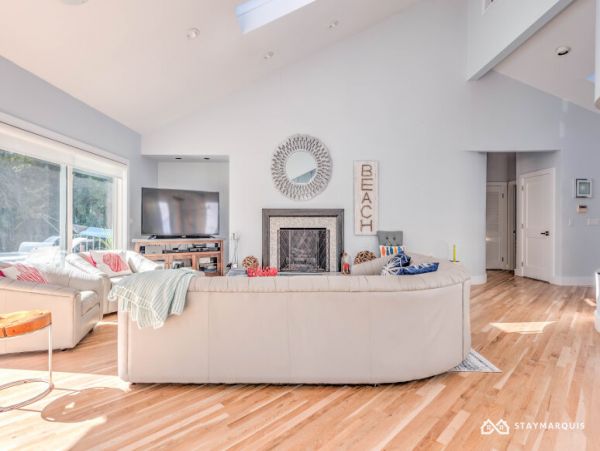 Hamptons Home 1020551