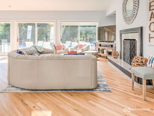 Hamptons Home 1020551