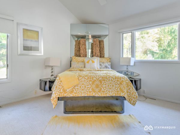 Hamptons Home 1020551