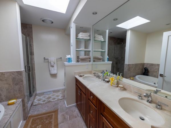 Hamptons Home 1020553