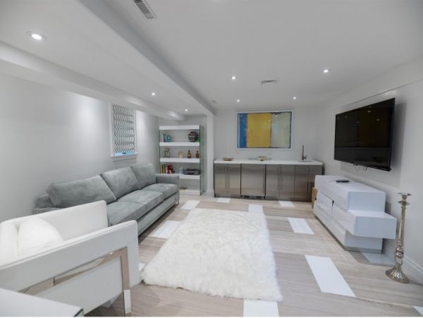 Hamptons Home 1020553
