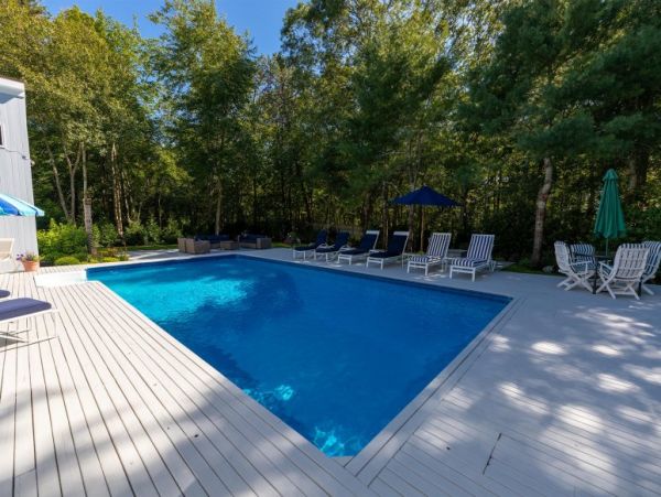 Hamptons Home 1020553