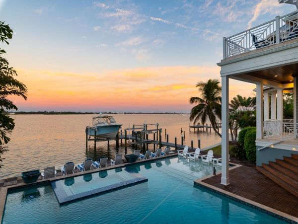 Steps to Anna Maria Best beaches Pure luxury Estate Home