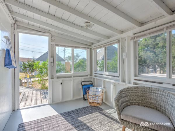 Hamptons Home 1020555