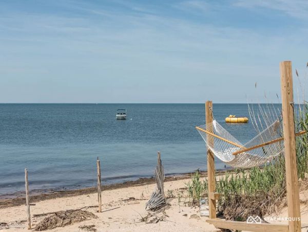 Hamptons Home 1020556