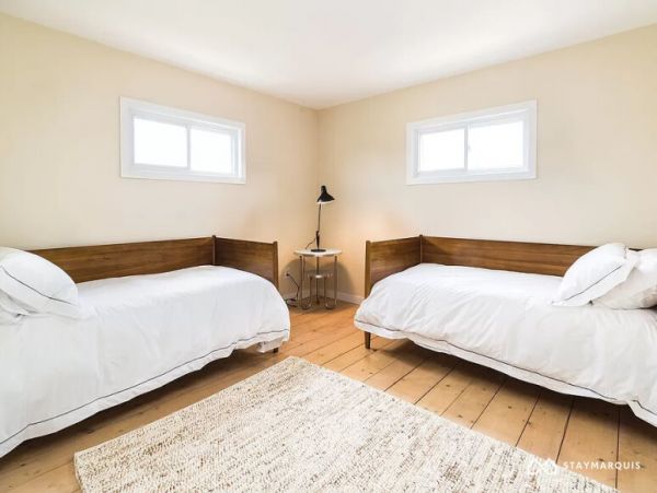 Hamptons Home 1020556