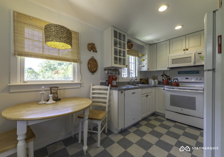 Hamptons Home 1020558