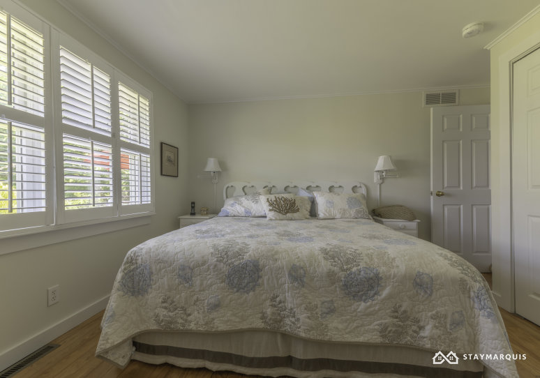 Hamptons Home 1020558