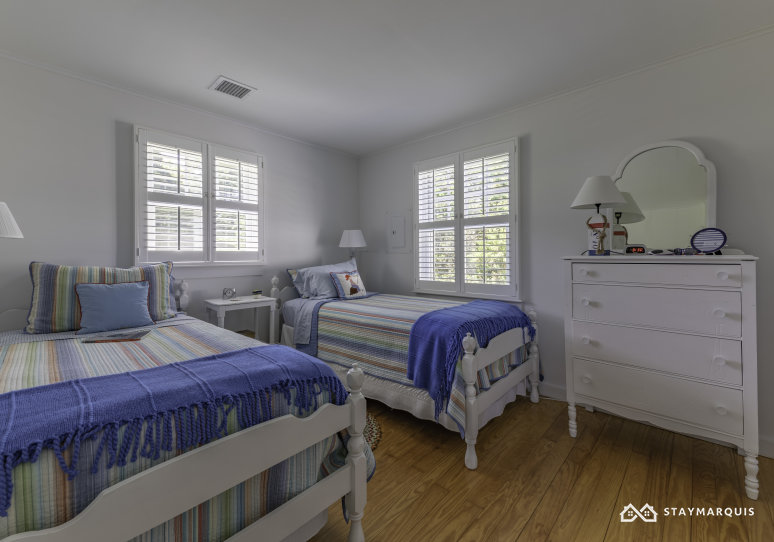 Hamptons Home 1020558