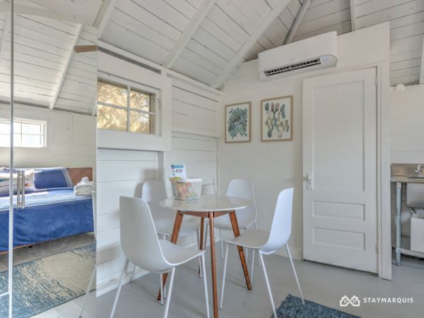 Hamptons Home 1020559