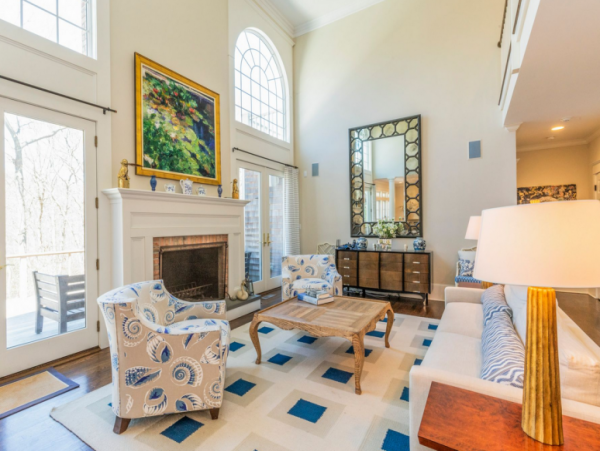 Hamptons Home 1020561