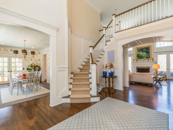 Hamptons Home 1020561