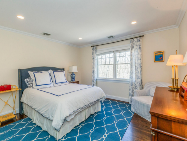 Hamptons Home 1020561