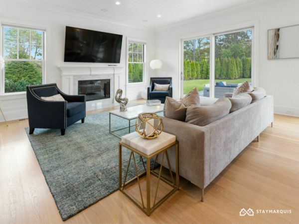 Hamptons Home 1020562