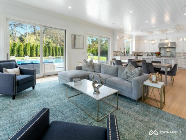 Hamptons Home 1020562