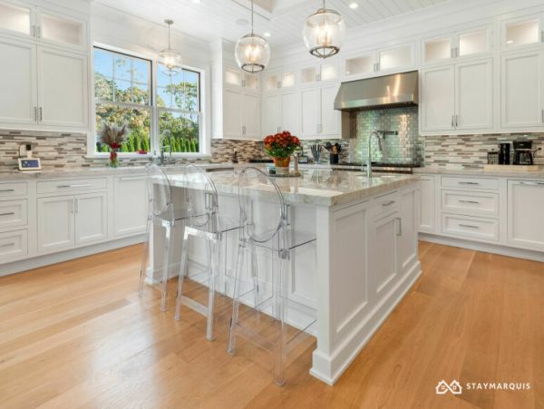 Hamptons Home 1020562