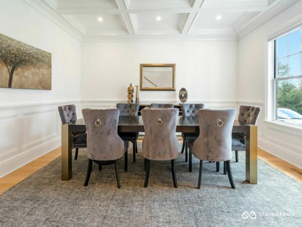Hamptons Home 1020562
