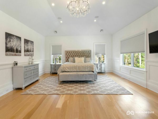 Hamptons Home 1020562