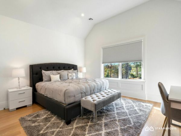 Hamptons Home 1020562