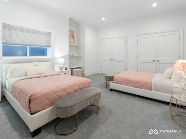 Hamptons Home 1020562