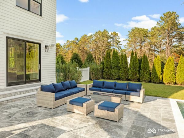Hamptons Home 1020562