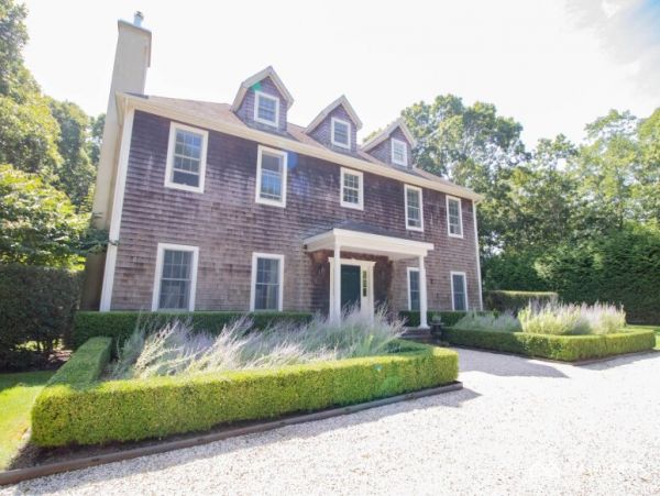 Hamptons Home 1020563