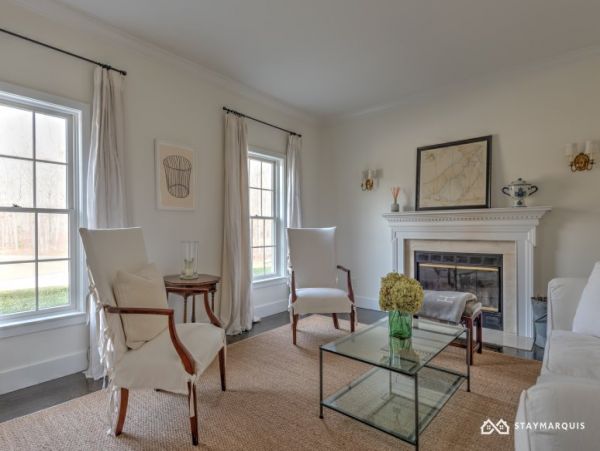 Hamptons Home 1020563
