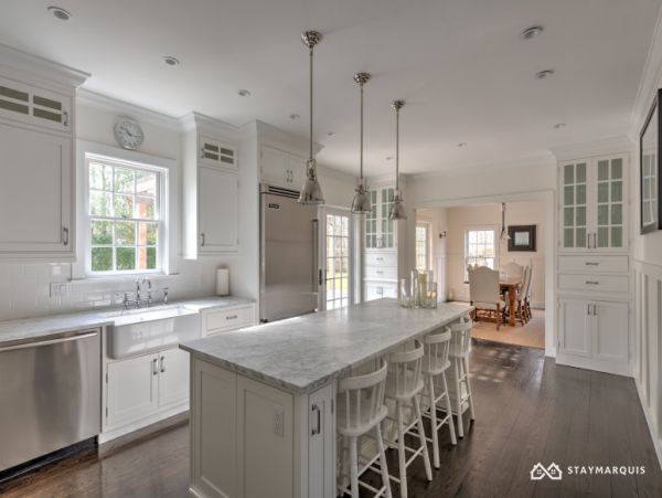 Hamptons Home 1020563
