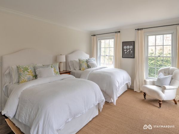 Hamptons Home 1020563