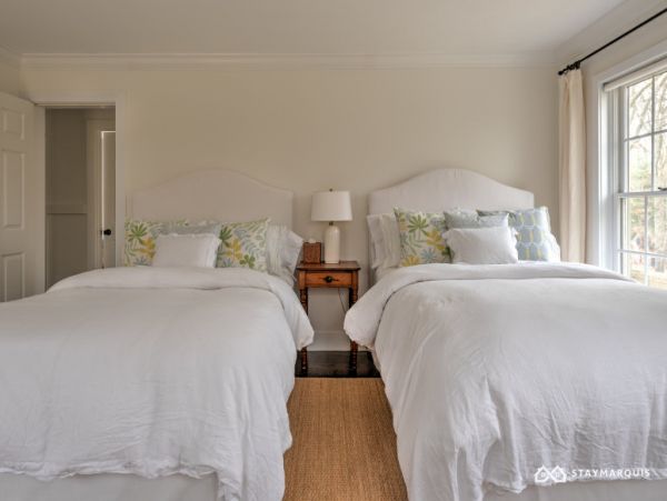Hamptons Home 1020563