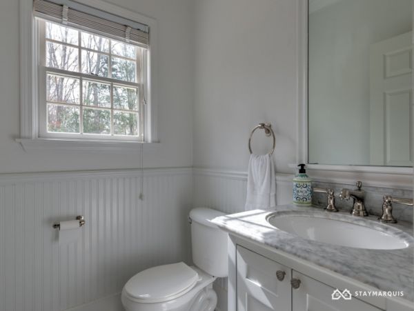 Hamptons Home 1020563
