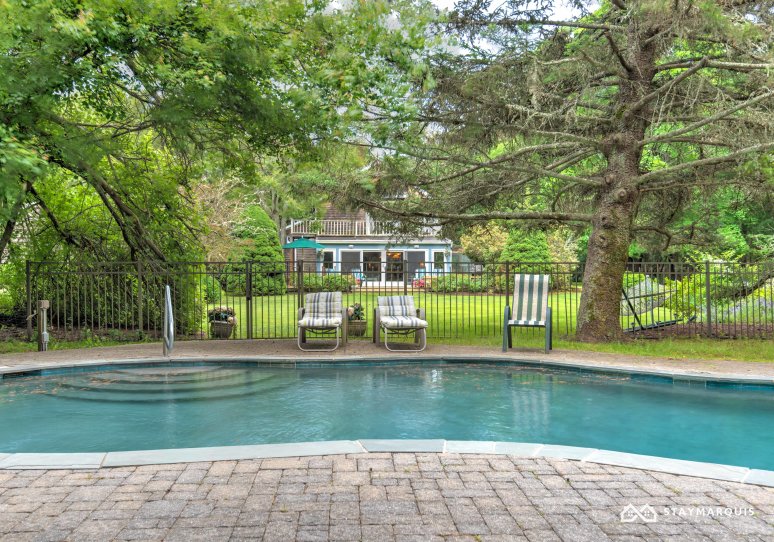 Hamptons Home 1020565