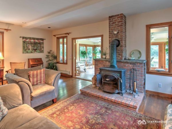 Hamptons Home 1020565
