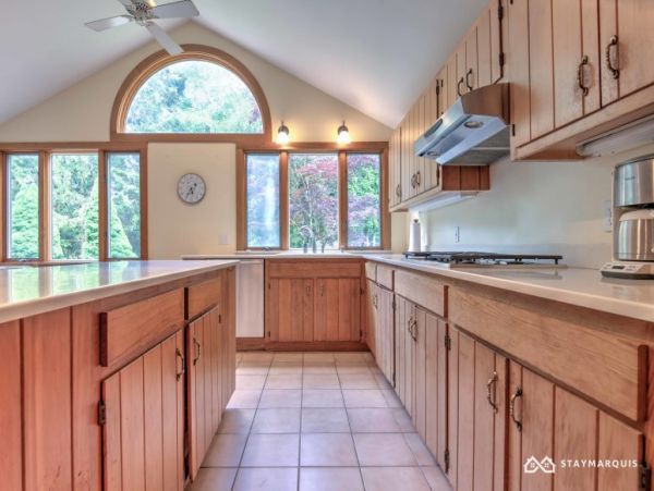 Hamptons Home 1020565