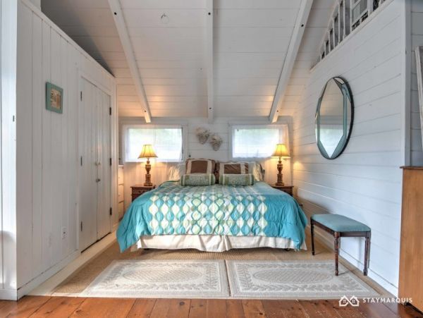 Hamptons Home 1020565